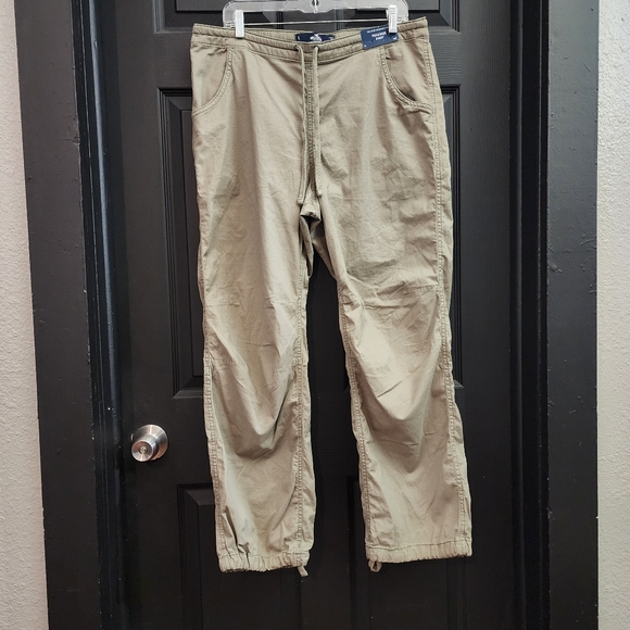 NEW Hollister Sz. L Adjustable Rise Baggy Parachute Pants - Picture 2 of 14